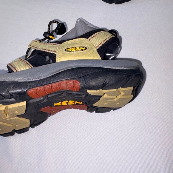 KEEN Newport H2 Mens 6 Womens 8 Hiking Sandals beige black Waterproof Sport Shoe - Picture 6 of 12